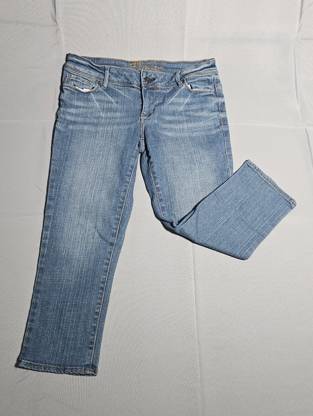 dELiA's Y2K 90s Blue Denim Low Rise Med Wash Cropped Size 5-6 Gigi Hadid Style